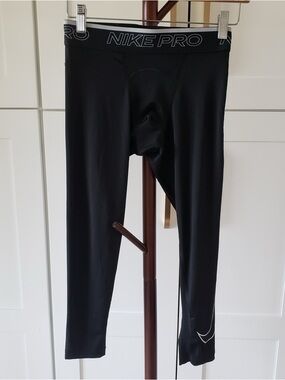 Nike Black and White Athletic Leggings with Logo Waistband